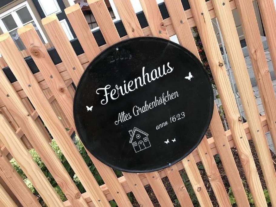 Altes Grabenhoefchen - 5 Sterne Ferienhaus Sondheim ภายนอก รูปภาพ